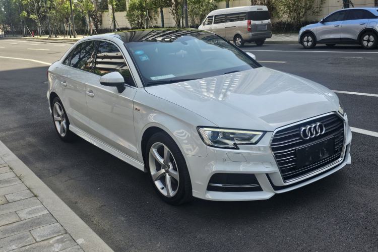 Used Audi A3 2018 30th Anniversary Edition Limousine 35 TFSI Fashion Model Front Right 45 Deg
