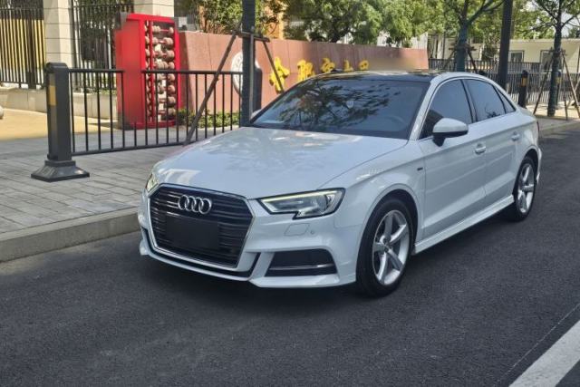 Used Audi A3 2018 30th Anniversary Edition Limousine 35 TFSI Fashion Model