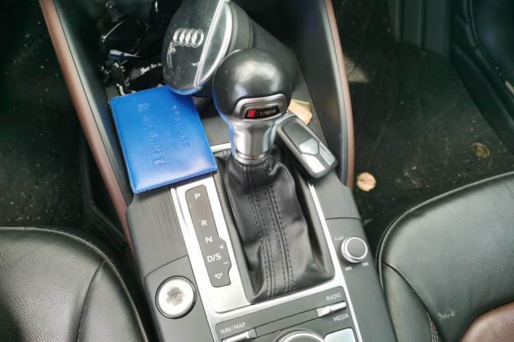 Used Audi A3 2018 30th Anniversary Edition Limousine 35 TFSI Style Model Gear Lever