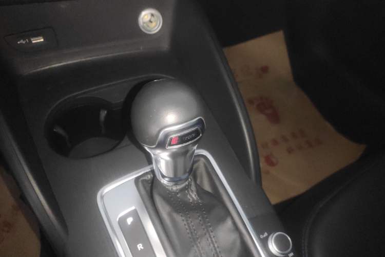 Used Audi A3 2018 30th Anniversary Edition Sportback 35 TFSI Fashion Model Gear Lever