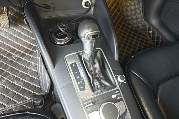 Used Audi A3 2018 30th Anniversary Edition Sportback 35 TFSI Ambition Model Gear Lever