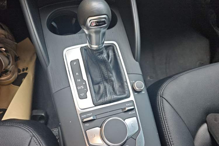 Used Audi A3 2018 30th Anniversary Edition Sportback 35 TFSI Ambition Model Gear Lever
