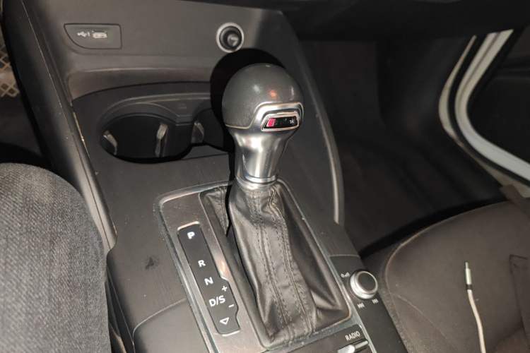 Used Audi A3 2018 30th Anniversary Edition Limousine 35 TFSI Ambition Model Gear Lever