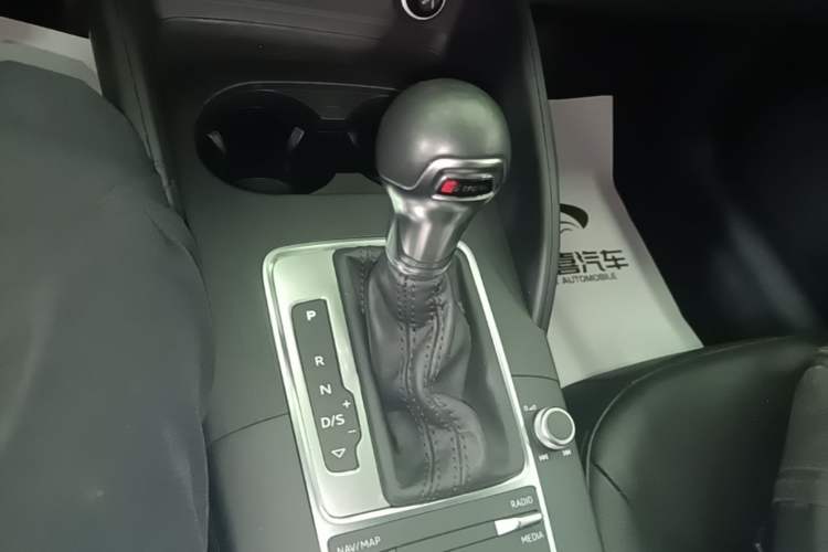 Used Audi A3 2018 30th Anniversary Edition Sportback 35 TFSI Ambition Model Gear Lever