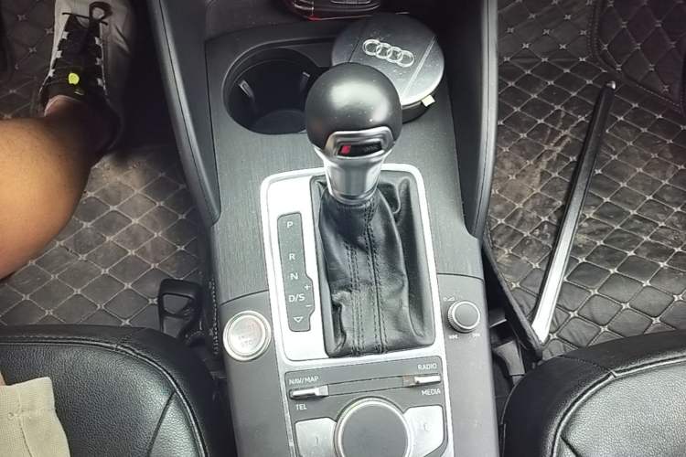 Used Audi A3 2018 30th Anniversary Edition Sportback 35 TFSI Ambition Model Gear Lever