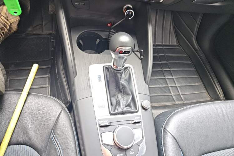Used Audi A3 2018 30th Anniversary Edition Limousine 35 TFSI Ambition Model Gear Lever