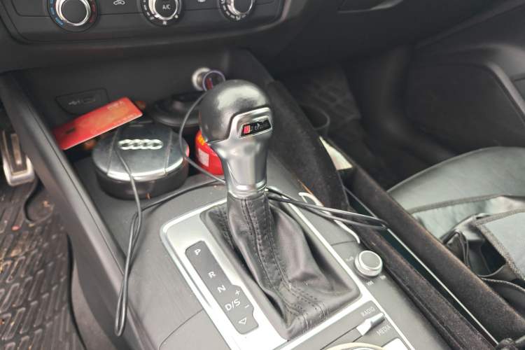 Used Audi A3 2018 30th Anniversary Edition Sportback 35 TFSI Ambition Model Gear Lever