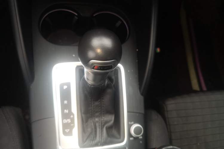 Used Audi A3 2018 30th Anniversary Edition Sportback 35 TFSI Sport Model Gear Lever