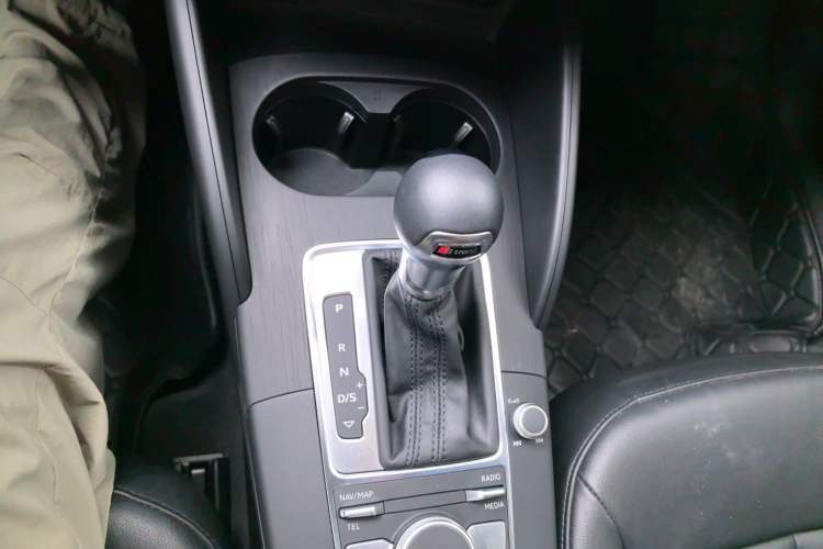 Used Audi A3 2018 30th Anniversary Edition Sportback 40 TFSI Style Model Gear Lever