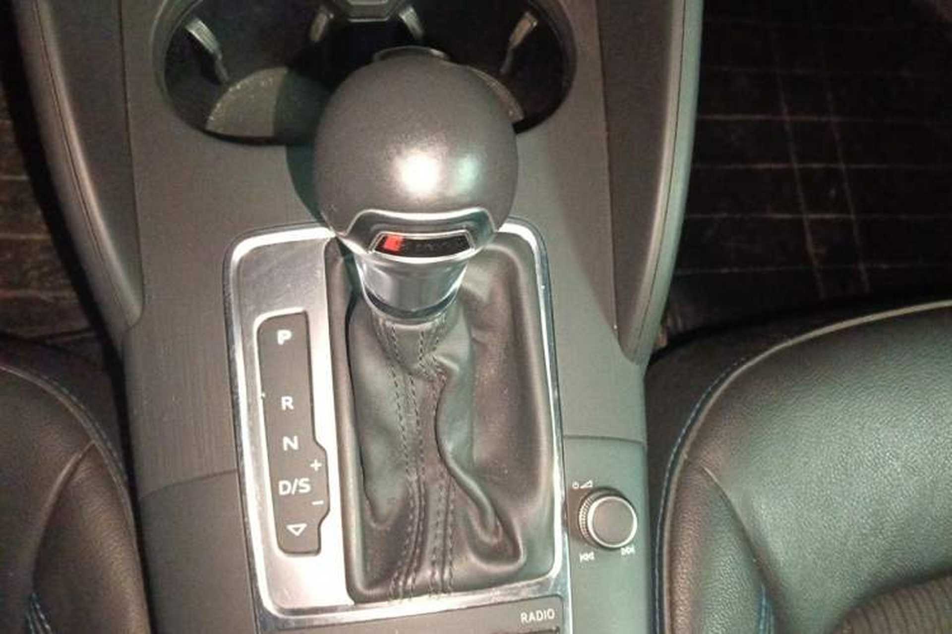 Used Audi A3 2018 30th Anniversary Edition Sportback 35 TFSI Fashion Model Gear Lever