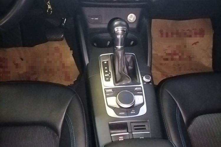 Used Audi A3 2018 30th Anniversary Edition Limousine 35 TFSI Fashion Model Gear Lever