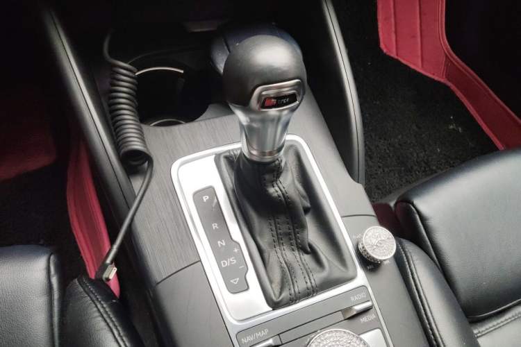 Used Audi A3 2018 30th Anniversary Edition Limousine 35 TFSI Sport Model Gear Lever