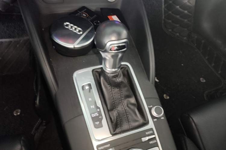 Used Audi A3 2018 30th Anniversary Edition Sportback 35 TFSI Sport Model Gear Lever