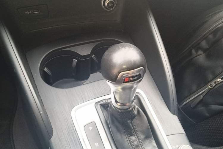 Used Audi A3 2018 30th Anniversary Edition Limousine 35 TFSI Fashion Model Gear Lever