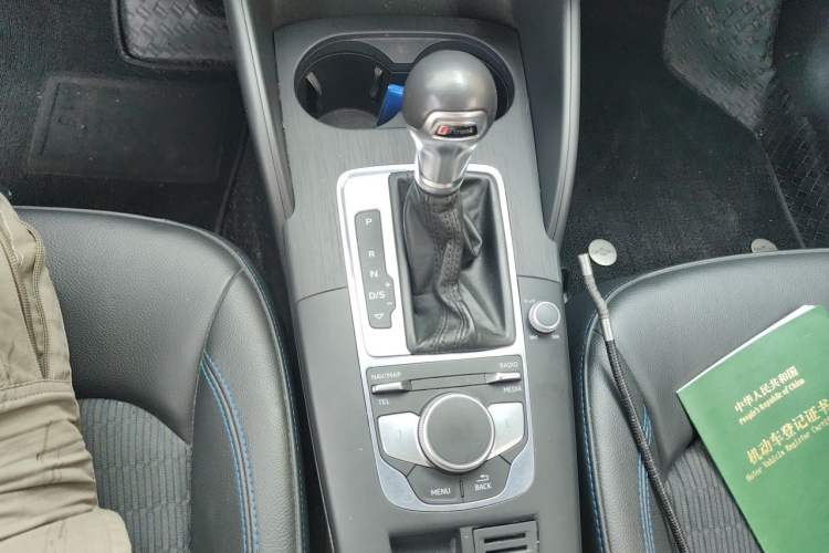 Used Audi A3 2018 30th Anniversary Edition Sportback 35 TFSI Fashion Model Gear Lever
