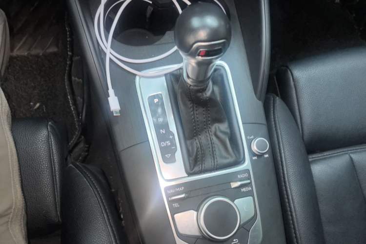 Used Audi A3 2018 30th Anniversary Edition Sportback 35 TFSI Sport Model Gear Lever