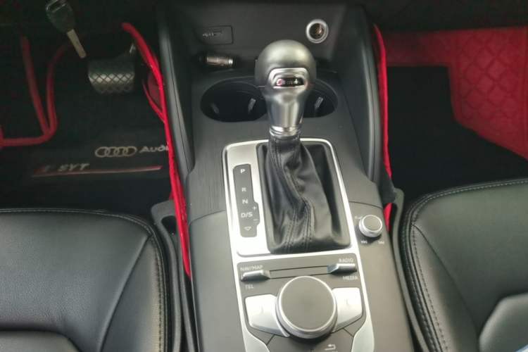 Used Audi A3 2018 30th Anniversary Edition Limousine 35 TFSI Ambition Model Gear Lever
