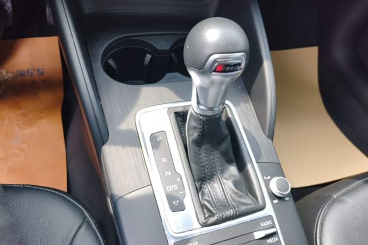 Used Audi A3 2018 30th Anniversary Edition Sportback 35 TFSI Style Model Gear Lever