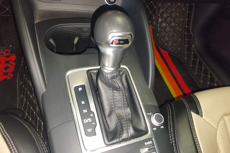 Used Audi A3 2018 30th Anniversary Edition Limousine 35 TFSI Ambition Model Gear Lever