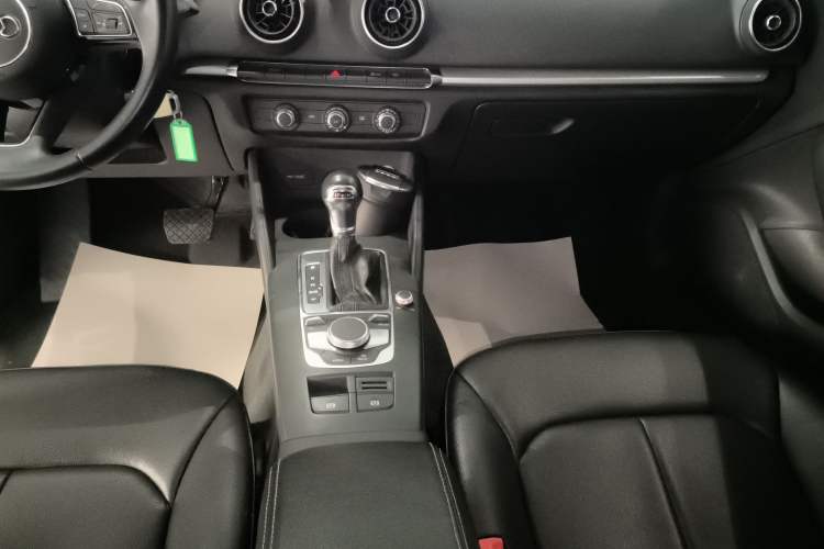 Used Audi A3 2018 30th Anniversary Edition Sportback 35 TFSI Ambition Model Gear Lever