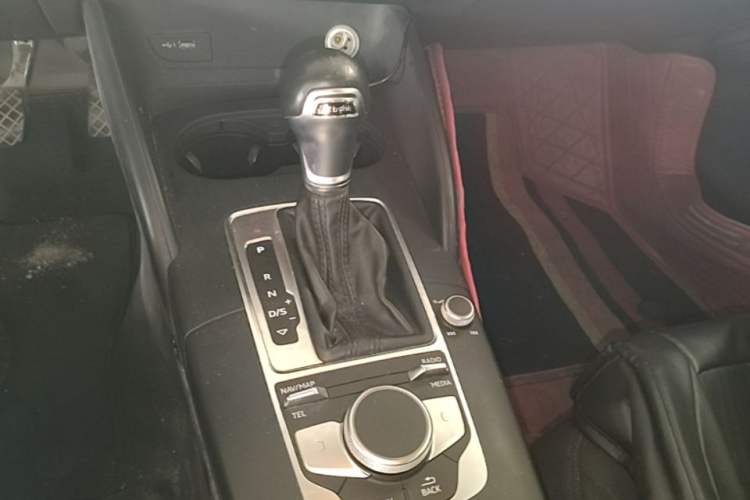Used Audi A3 2018 30th Anniversary Edition Limousine 35 TFSI Ambition Model Gear Lever