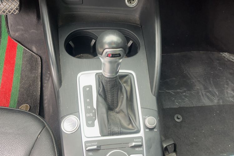 Used Audi A3 2018 30th Anniversary Edition Sportback 35 TFSI Fashion Model Gear Lever