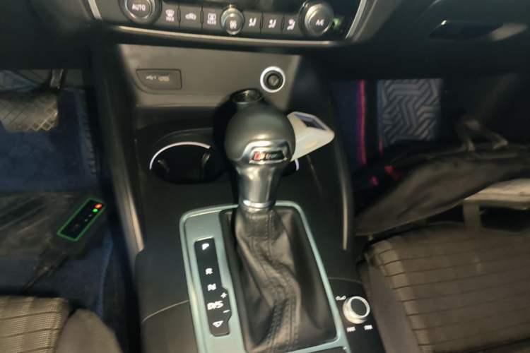 Used Audi A3 2018 30th Anniversary Edition Limousine 35 TFSI Sport Model Gear Lever