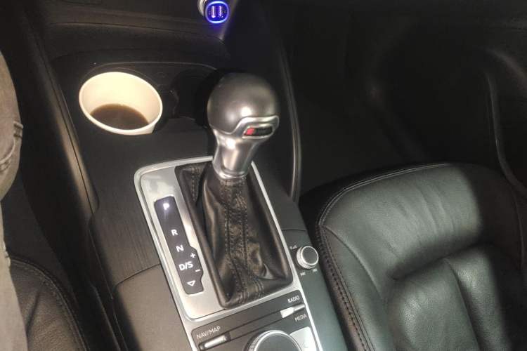Used Audi A3 2018 30th Anniversary Edition Limousine 35 TFSI Ambition Model Gear Lever