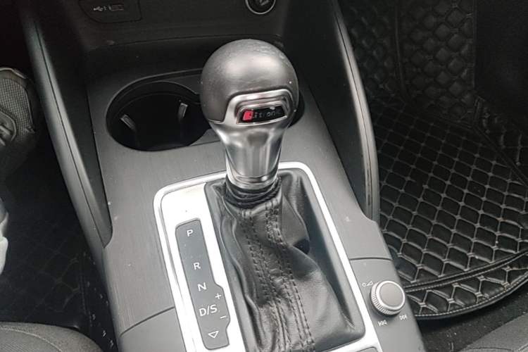 Used Audi A3 2018 30th Anniversary Edition Sportback 35 TFSI Ambition Model Gear Lever