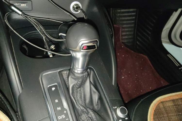 Used Audi A3 2018 30th Anniversary Edition Sportback 35 TFSI Fashion Model Gear Lever