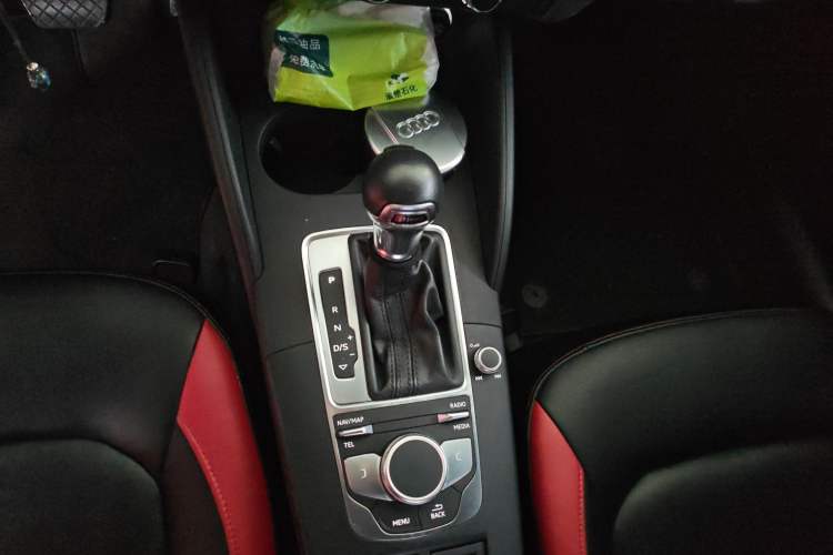 Used Audi A3 2018 30th Anniversary Edition Sportback 35 TFSI Ambition Model Gear Lever