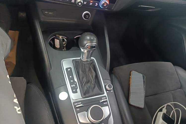Used Audi A3 2018 30th Anniversary Edition Sportback 40 TFSI Sport Model Gear Lever