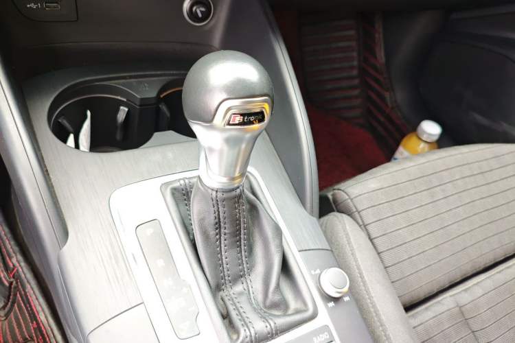Used Audi A3 2018 30th Anniversary Edition Sportback 35 TFSI Sport Model Gear Lever