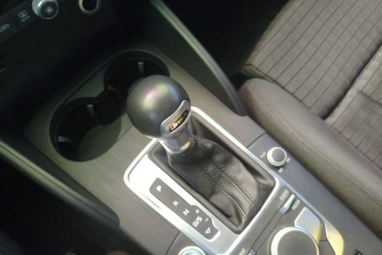 Used Audi A3 2018 30th Anniversary Edition Limousine 35 TFSI Sport Model Gear Lever