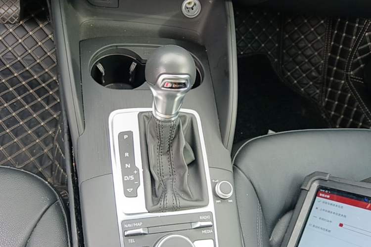 Used Audi A3 2018 30th Anniversary Edition Sportback 35 TFSI Style Model Gear Lever