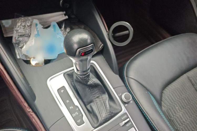 Used Audi A3 2018 30th Anniversary Edition Limousine 35 TFSI Fashion Model Gear Lever