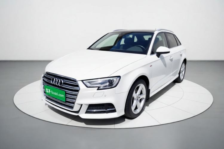 Gebrauchter Audi A3 2018 30th Anniversary Edition Sportback 35 TFSI Fashion Model Guazi used car, China used car export, Used car for sale, Used  cars, Cheapest cars for sale