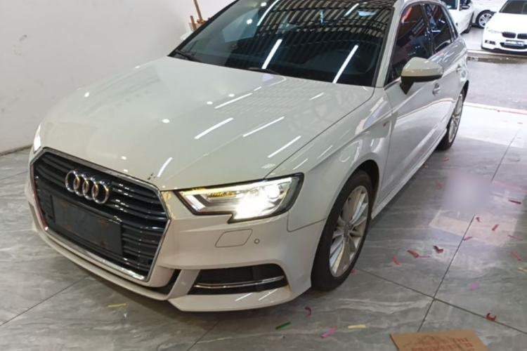 Used Audi A3 2018 30th Anniversary Edition Sportback 35 TFSI Fashion Model Guazi used car, China used car export, Used car for sale, Used cars, Cheapest cars for sale