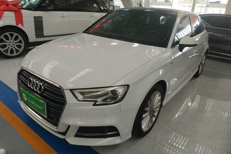 Used Audi A3 2018 30th Anniversary Edition Sportback 35 TFSI Fashion Model Guazi used car, China used car export, Used car for sale, Used cars, Cheapest cars for sale