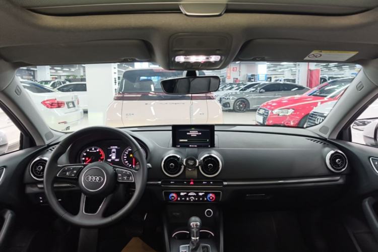 Used Audi A3 2018 30th Anniversary Edition Sportback 35 TFSI Style Model Headliner