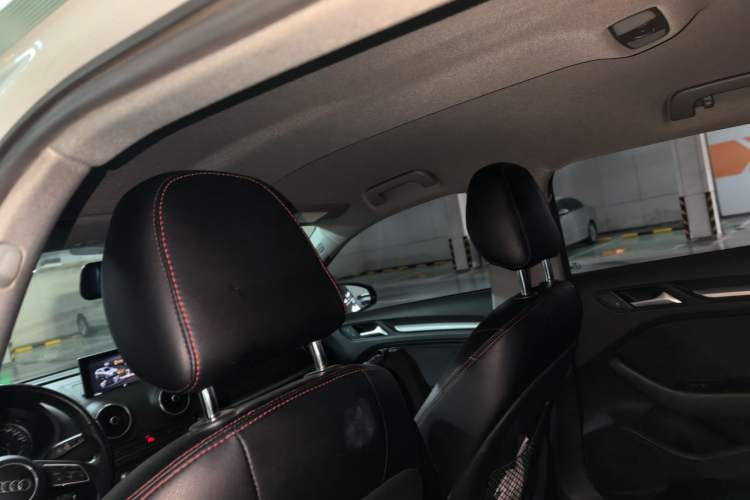 Used Audi A3 2018 30th Anniversary Edition Sportback 35 TFSI Ambition Model Headliner