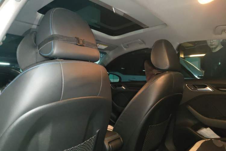 Used Audi A3 2018 30th Anniversary Edition Limousine 35 TFSI Fashion Model Headliner