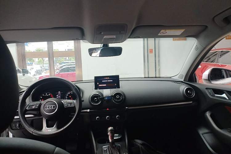 Used Audi A3 2018 30th Anniversary Edition Limousine 35 TFSI Ambition Model Headliner