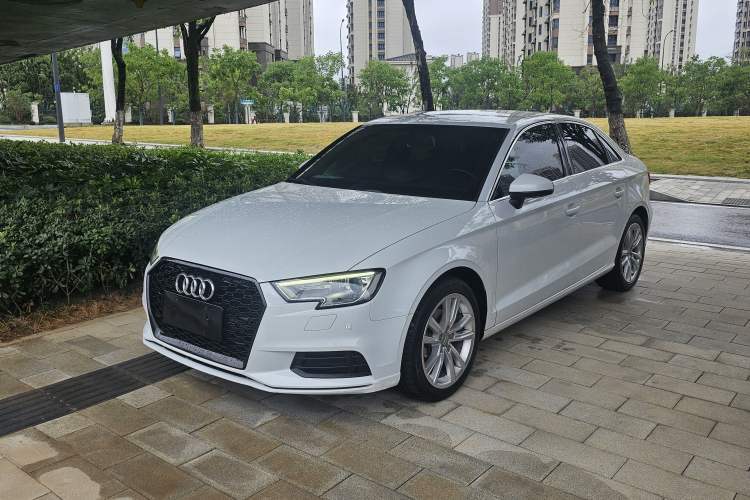 Used Audi A3 2018 30th Anniversary Edition Limousine 35 TFSI Ambition Model Guazi used car, China used car export, Used car for sale, Used  cars, Cheapest cars for sale