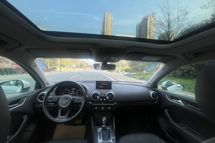 Used Audi A3 2018 30th Anniversary Edition Limousine 35 TFSI Fashion Model Interior 1