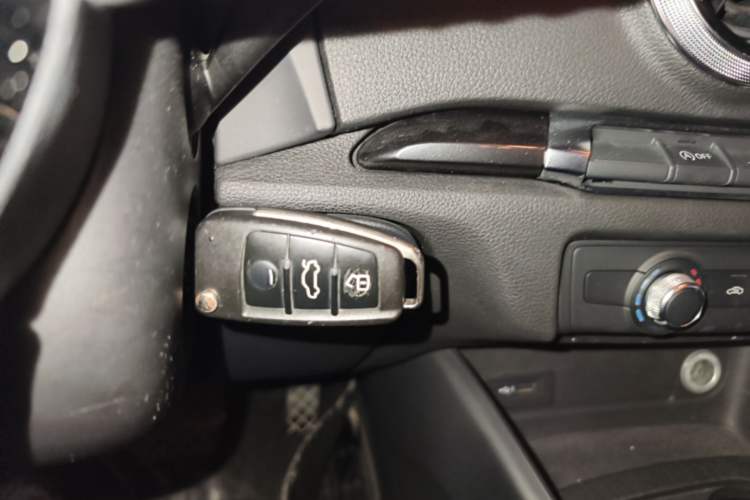 Used Audi A3 2018 30th Anniversary Edition Sportback 35 TFSI Fashion Model Interior 1