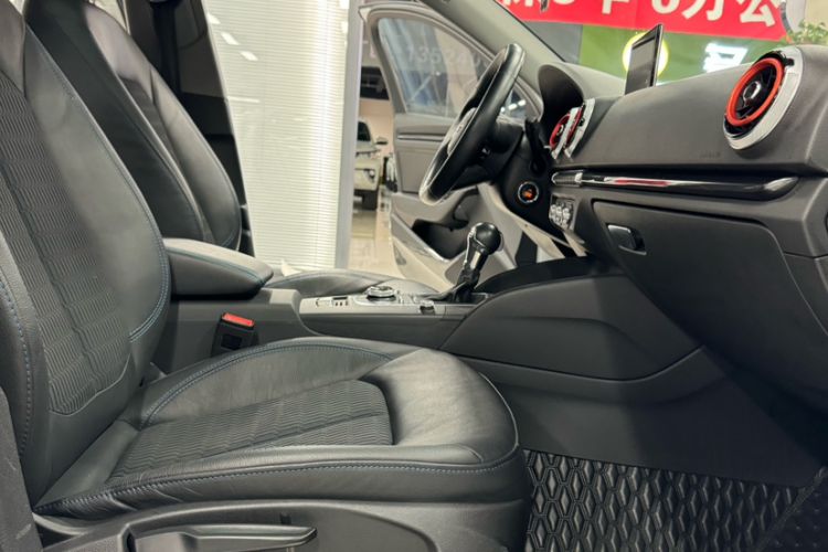 Used Audi A3 2018 30th Anniversary Edition Limousine 35 TFSI Fashion Model Interior 2