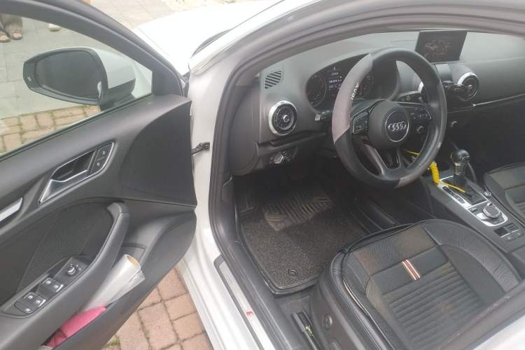 Used Audi A3 2018 30th Anniversary Edition Sportback 35 TFSI Fashion Model Interior 3