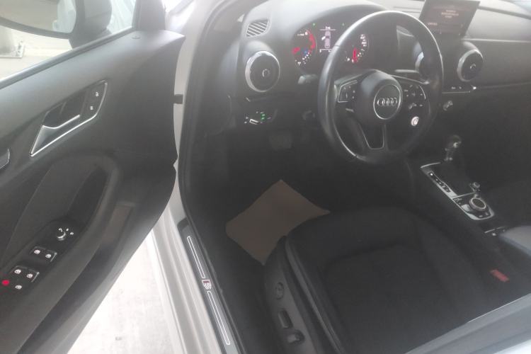 Used Audi A3 2018 30th Anniversary Edition Sportback 35 TFSI Fashion Model Interior 3
