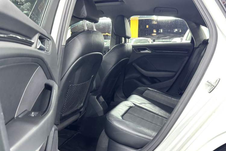 Used Audi A3 2018 30th Anniversary Edition Limousine 35 TFSI Fashion Model Interior 3